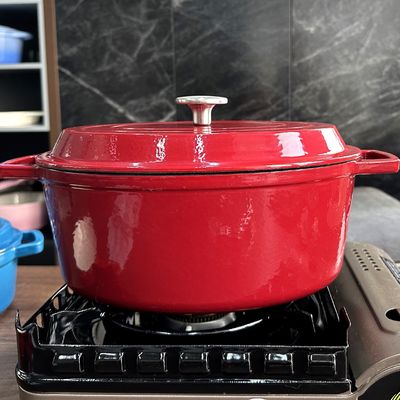 Braadpan van het email de Ovale Gietijzer 4,5 Kwart gallon met Functionaliteit en Stijl