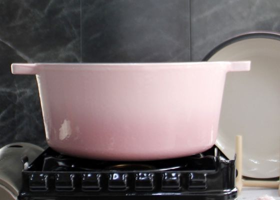 Roze Geëmailleerd Pre Gekruid Gietijzer Pan Lid And Dutch Oven 2 in 1