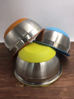 De Saladekom van het roestvrij staalmetaal met de Bodem van het Deksel1.25l-5l Silicone
