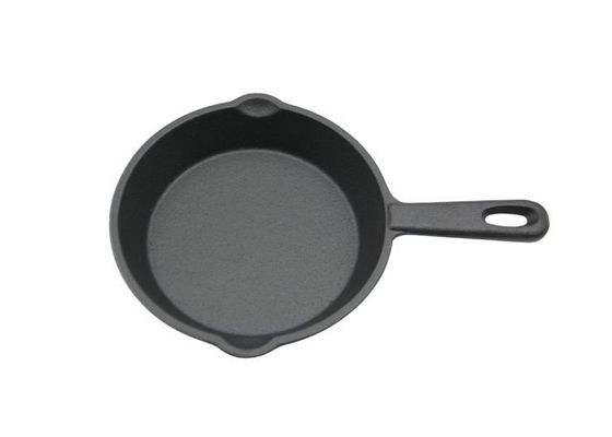 De ronde kruidde pre Gietijzerkoekepan met Dekseldiameter 6,3 Duim 8 Duim