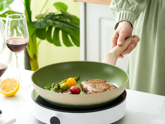 De gezonde Kokende Pan 7Inch plakt niet 26cm met Titaniumdeklaag