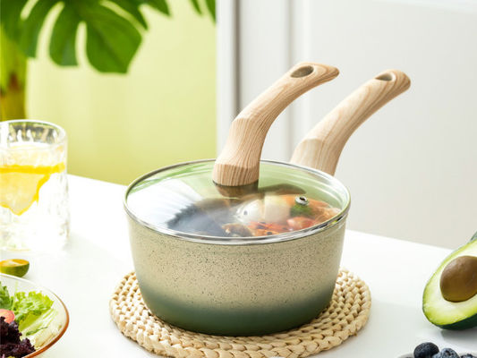 De duurzame Steelpan niet van het Stokaluminium met Roestvrij staaldeksel en Verblijfs Koel Handvat