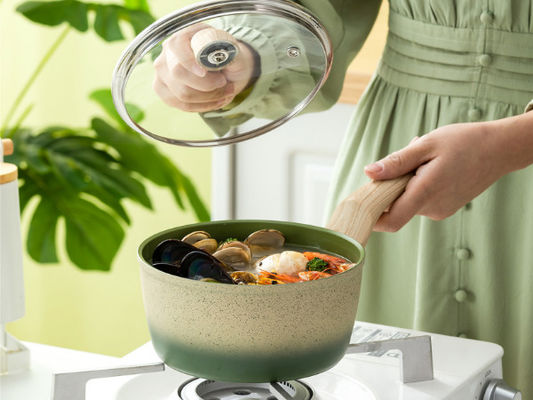 Van de Braadpanpan non stick with heat van het hoge Prestatiesaluminium de Bestand Handvatten en Glasdeksel