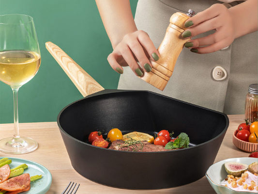 De Pan van afwasmachinesafe non stick 13 Duim met Ceramische Deklaag