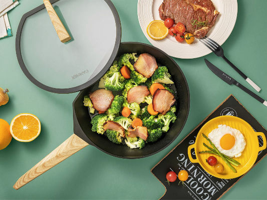 Oven Safe Aluminum Frying Pan 10.25Inch met Siliconehandvat
