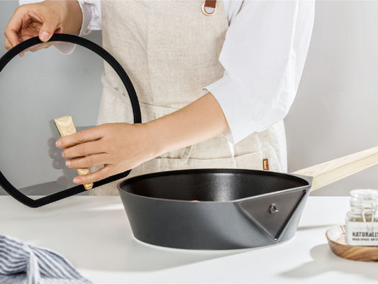 Lichtgewichtaluminiumpan 10Inch met niet Stokdeklaag