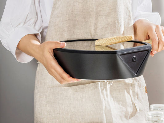 10.25Inch aluminium die Pan Oven Safe With Silicone Handle braden